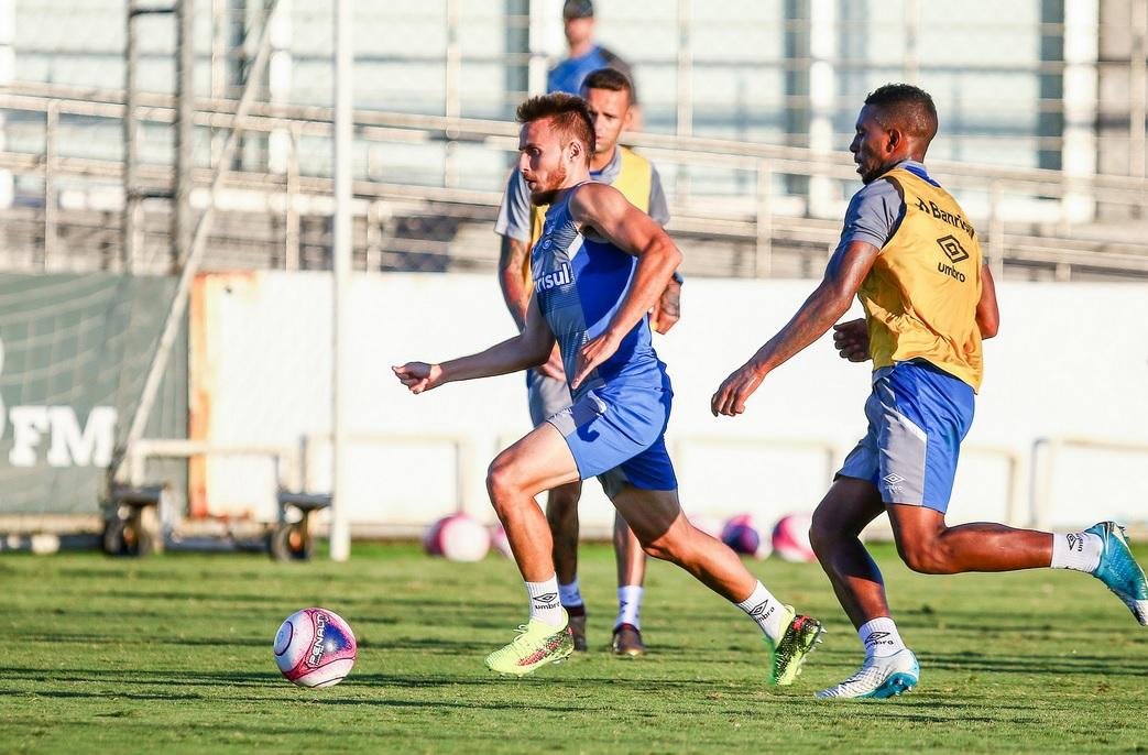 Bressan ganha mais uma oportunidade em jogo decisivo 