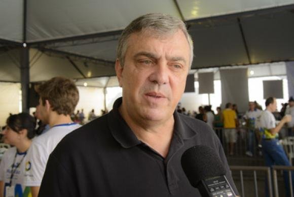 Ex-deputado do Paran&aacute; &eacute; encontrado morto em quarto de hotel em Bras&iacute;lia