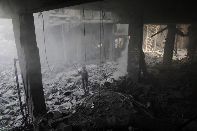 Bombardeio perto de escola em Idlib, S&iacute;ria, mata 16 crian&ccedil;as