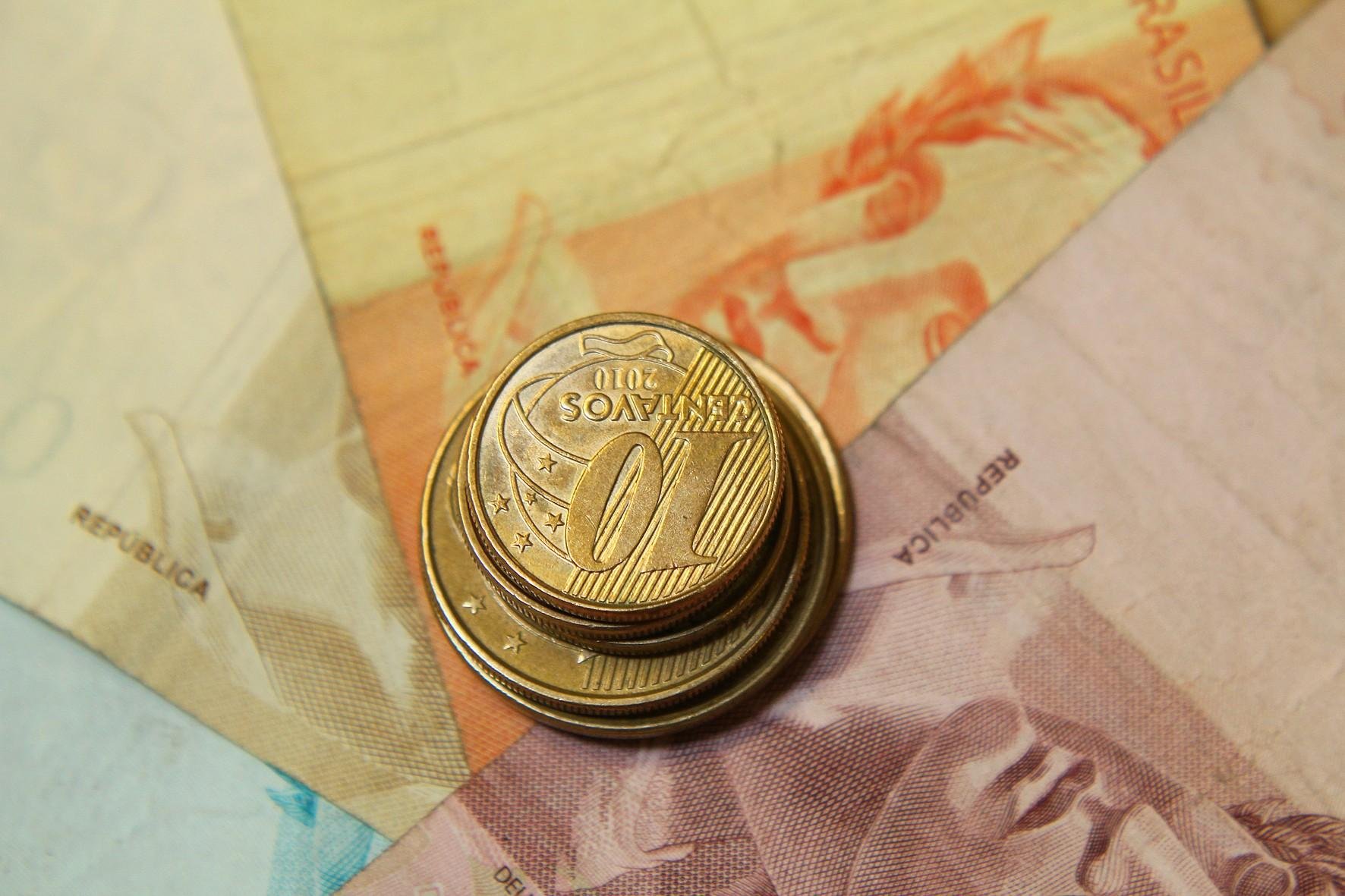 Banco Central reduz juros b&aacute;sicos da economia para 6,5% ao ano