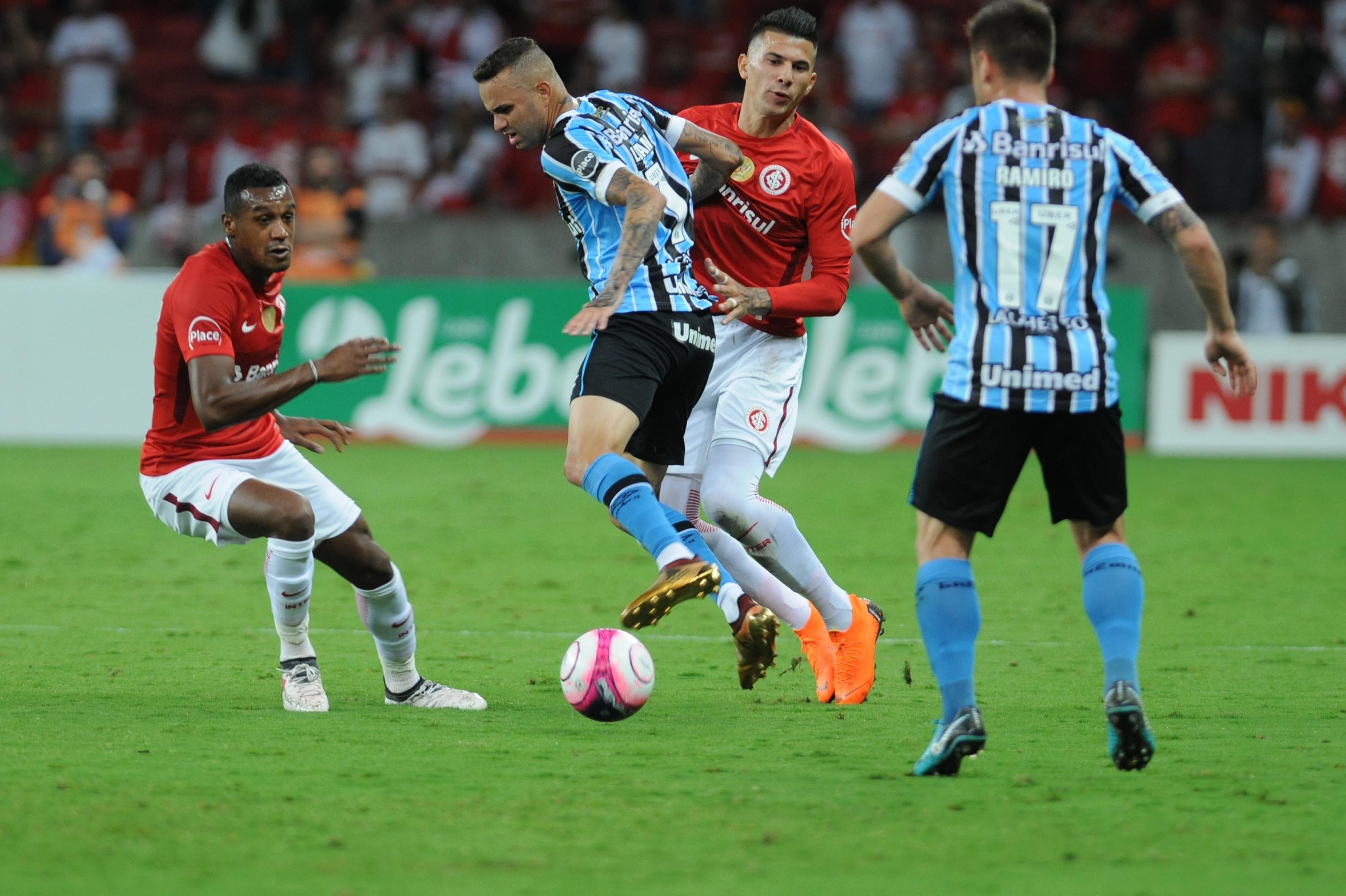 Bressan lembrou que cl&aacute;ssico Gre-Nal &eacute; sempre brigado e catimbado