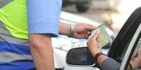 Denatran regulamenta pagamento de multas de trânsito com cartão