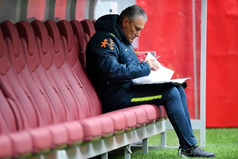 Tite deve anunciar a lista de convocados em 11 de maio