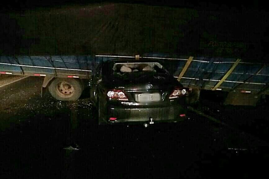 Pelo menos duas pessoas morreram em acidente na BR 386