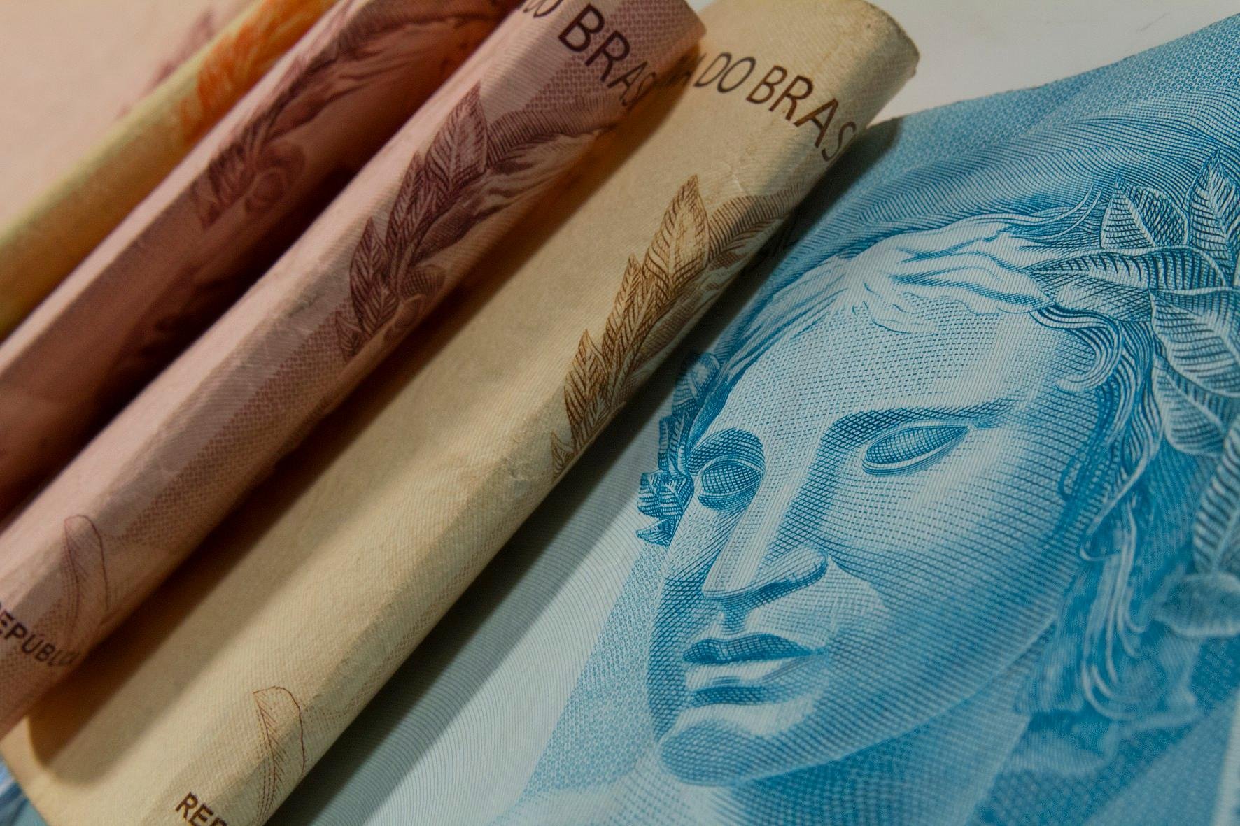 Resultado s&oacute; &eacute; inferior ao do mesmo m&ecirc;s no ano passado desde 1989