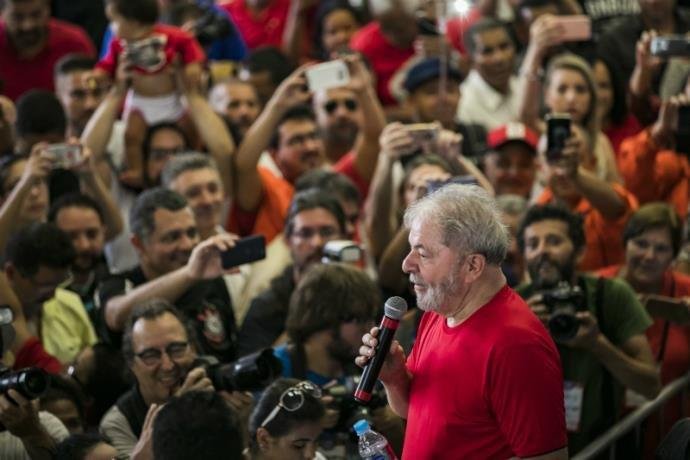 Lula j&aacute; passou 31 dias na pris&atilde;o quando era sindicalista