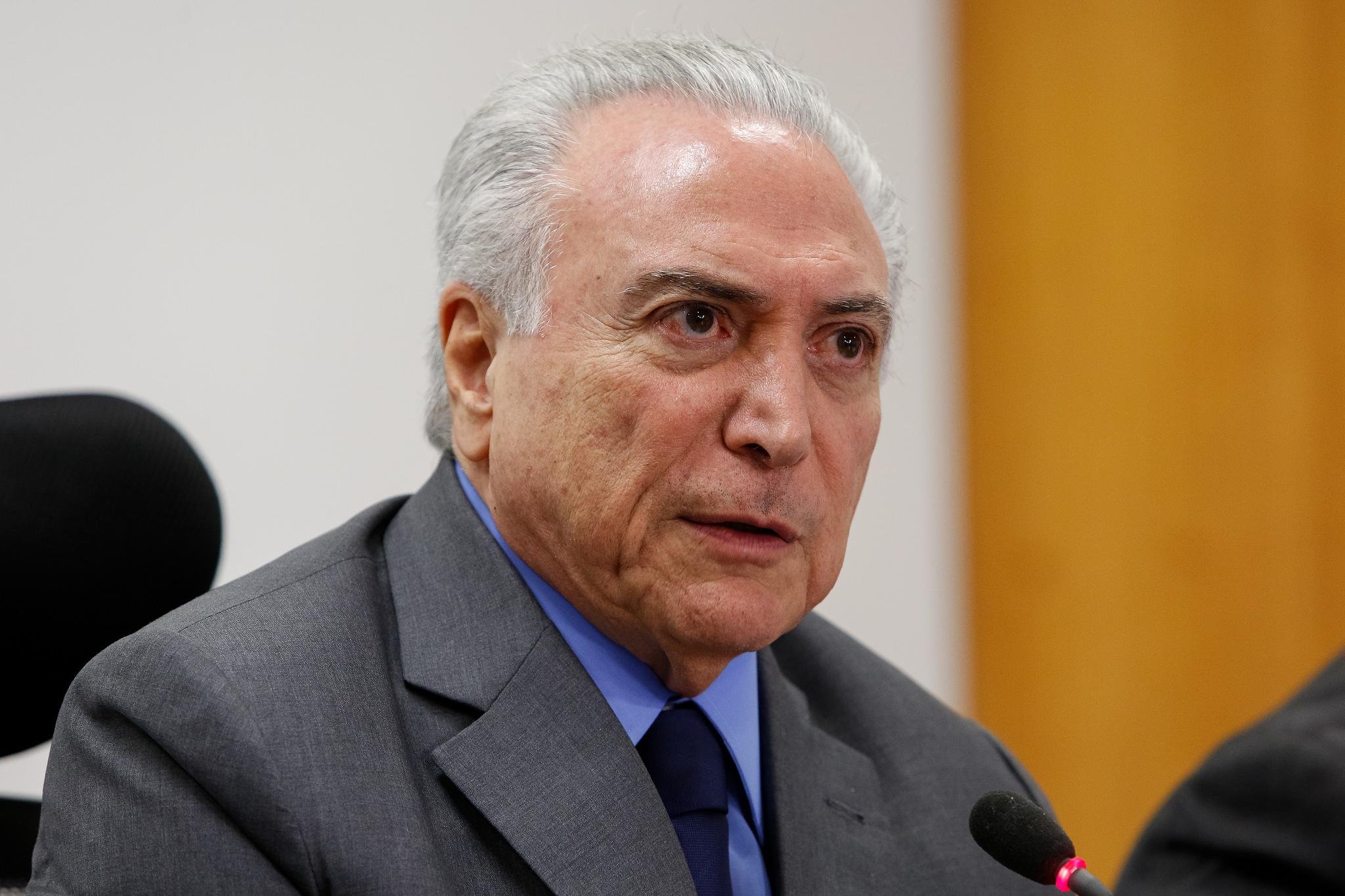No momento do pedido de pris&atilde;o, Temer estava com alguns auxiliares, entre eles, o ministro da Casa Civil, Eliseu Padilha