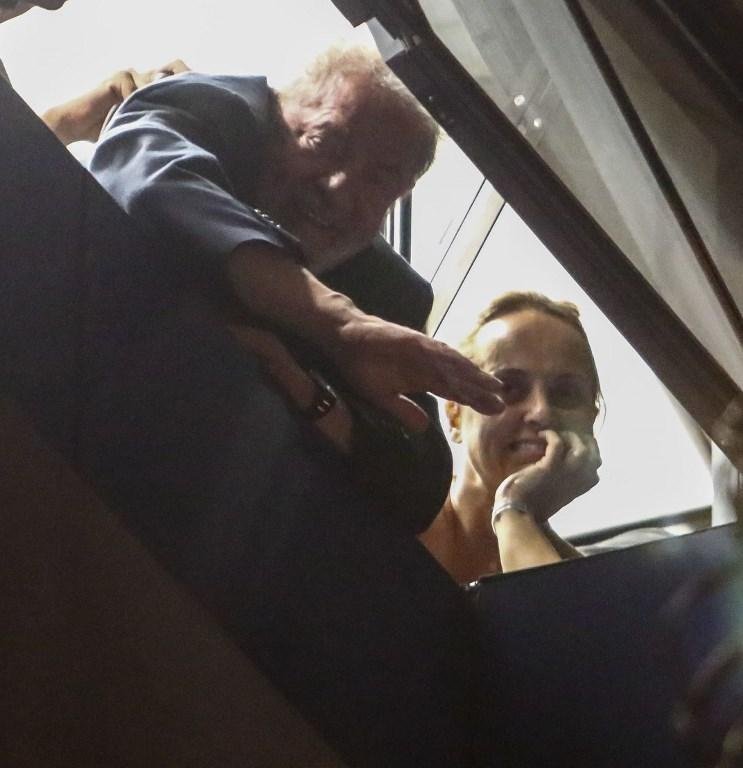 Lula permanece no sindicato; decis&atilde;o de se apresentar &agrave; PF n&atilde;o foi tomada
