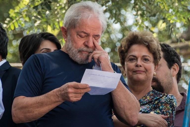 Lula passa mal ap&oacute;s discursar durante quase uma hora 