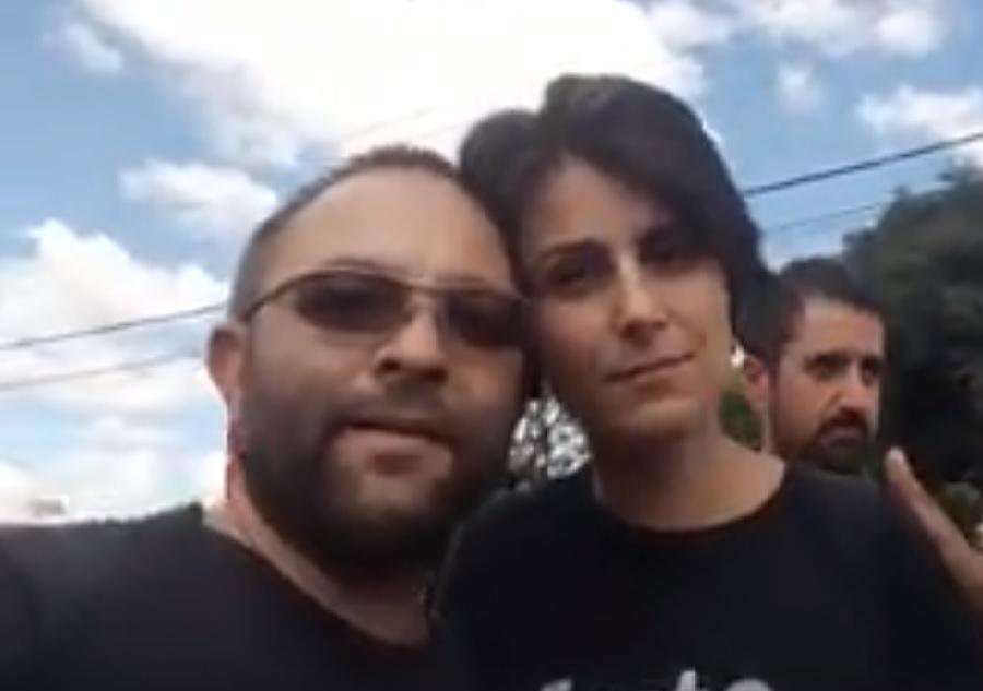 Homem pediu para tirar uma foto e acabou gritando o nome de outro pr&eacute;-candidato