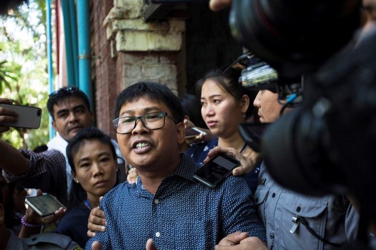 Justi&ccedil;a birmanesa mant&eacute;m jornalistas da Reuters na pris&atilde;o