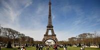Paris processa Airbnb por aluguéis sem permissão