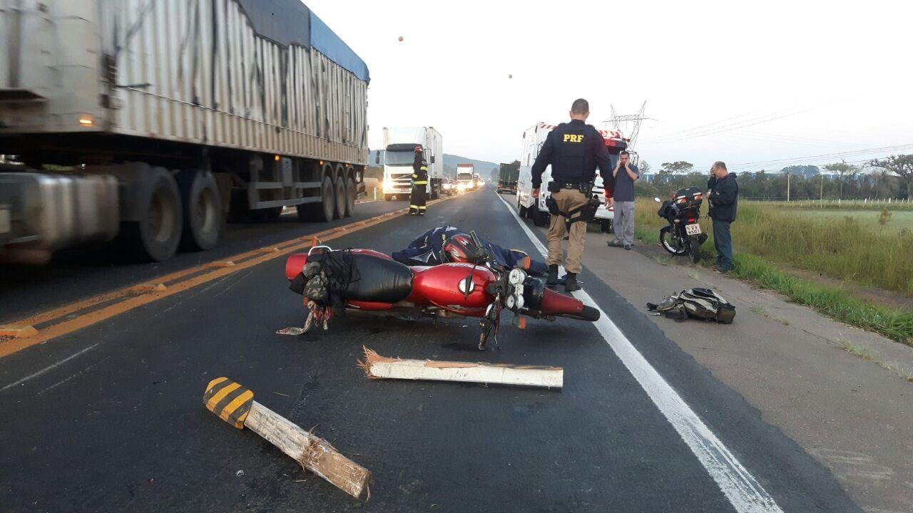 Motociclista morreu no local