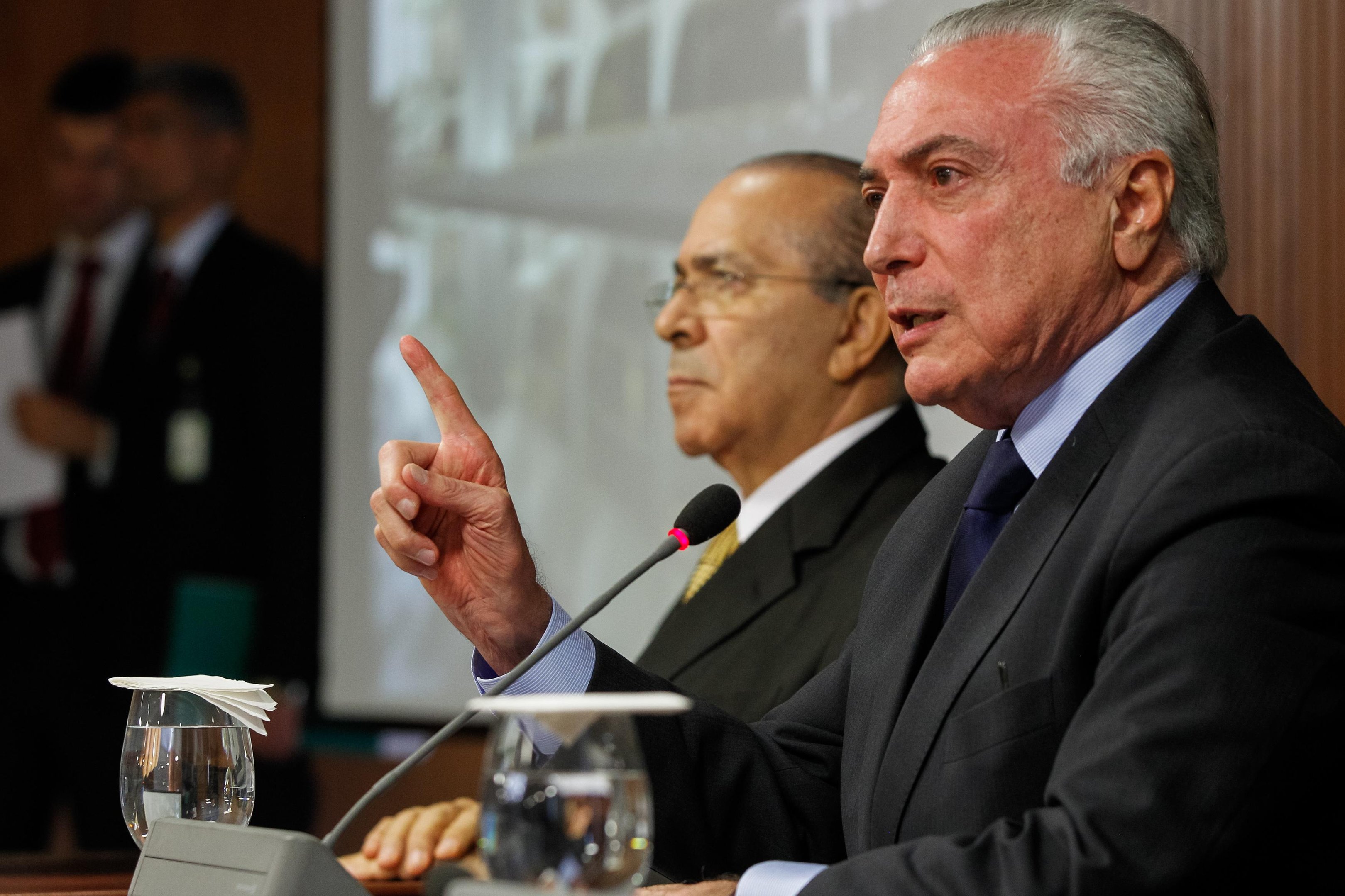 Presidente mencionou como exemplo investimento de R$ 1 bilh&atilde;o em programa de forma&ccedil;&atilde;o para professores