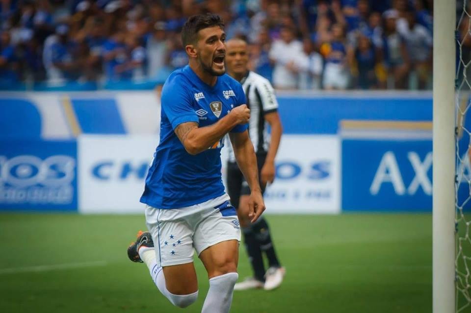 Arrascaeta elogiou o Gr&ecirc;mio