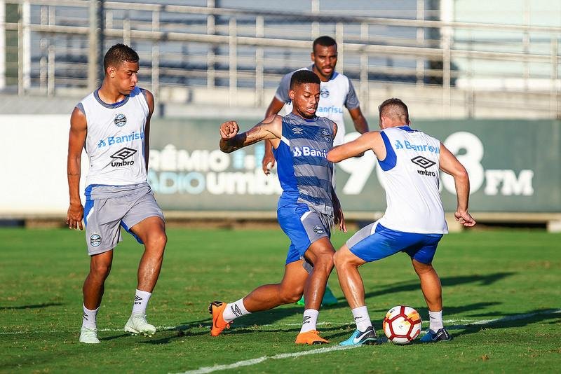 Andr&eacute; poder&aacute; fazer a estreia pelo Gr&ecirc;mio contra o Cruzeiro