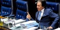 Vídeo postado nas redes sociais mostra dois brasileiros criticando os parlamentares