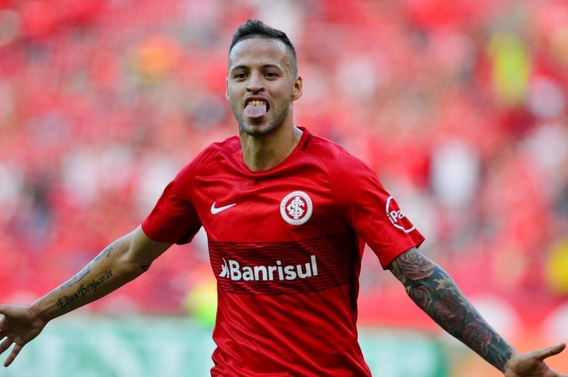 Nico L&oacute;pez anotou dois gols na estreia do Brasileir&atilde;o