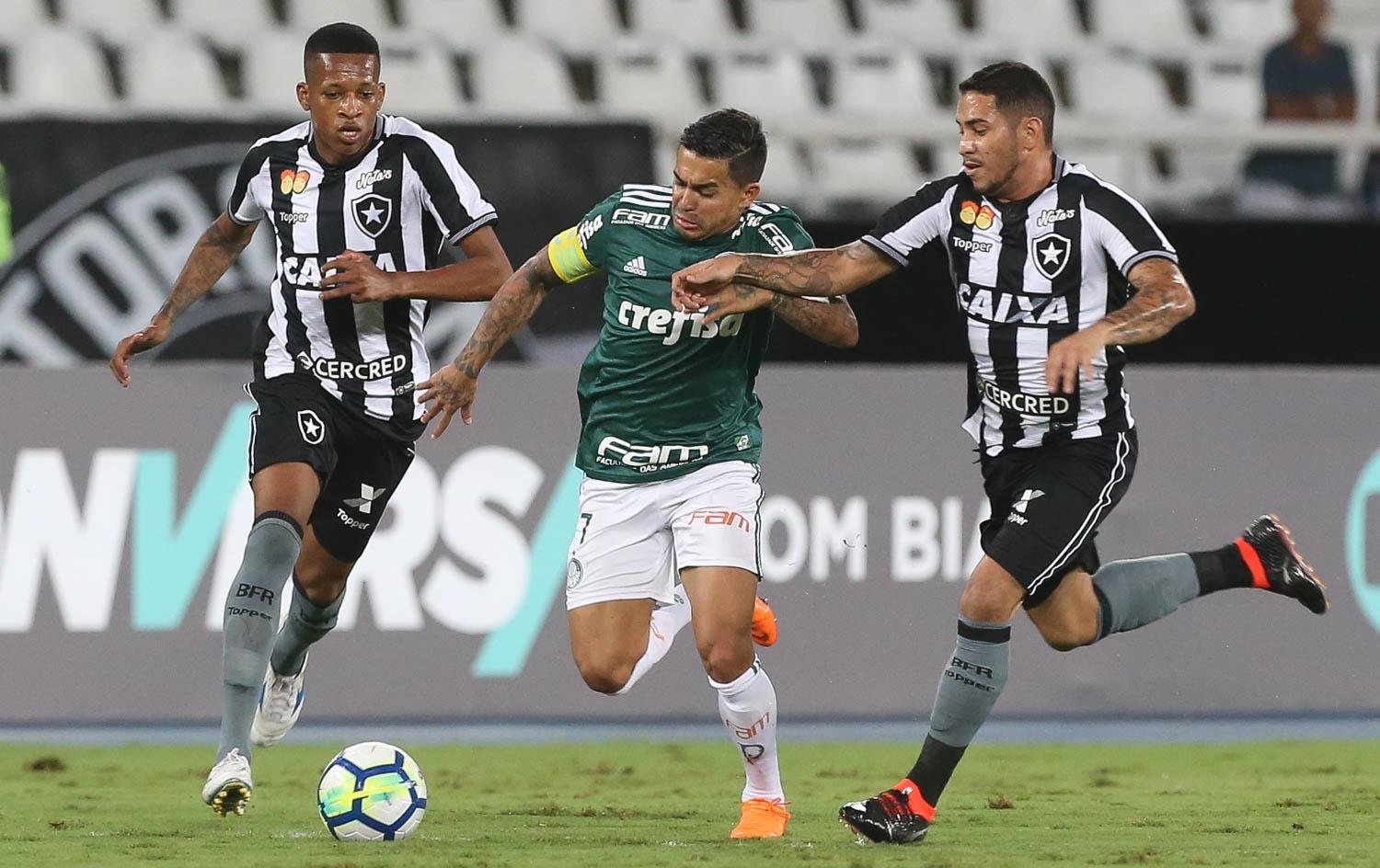 Verd&atilde;o teve terceiro rev&eacute;s seguido em jogos importantes com 1 a 1 no Rio de Janeiro