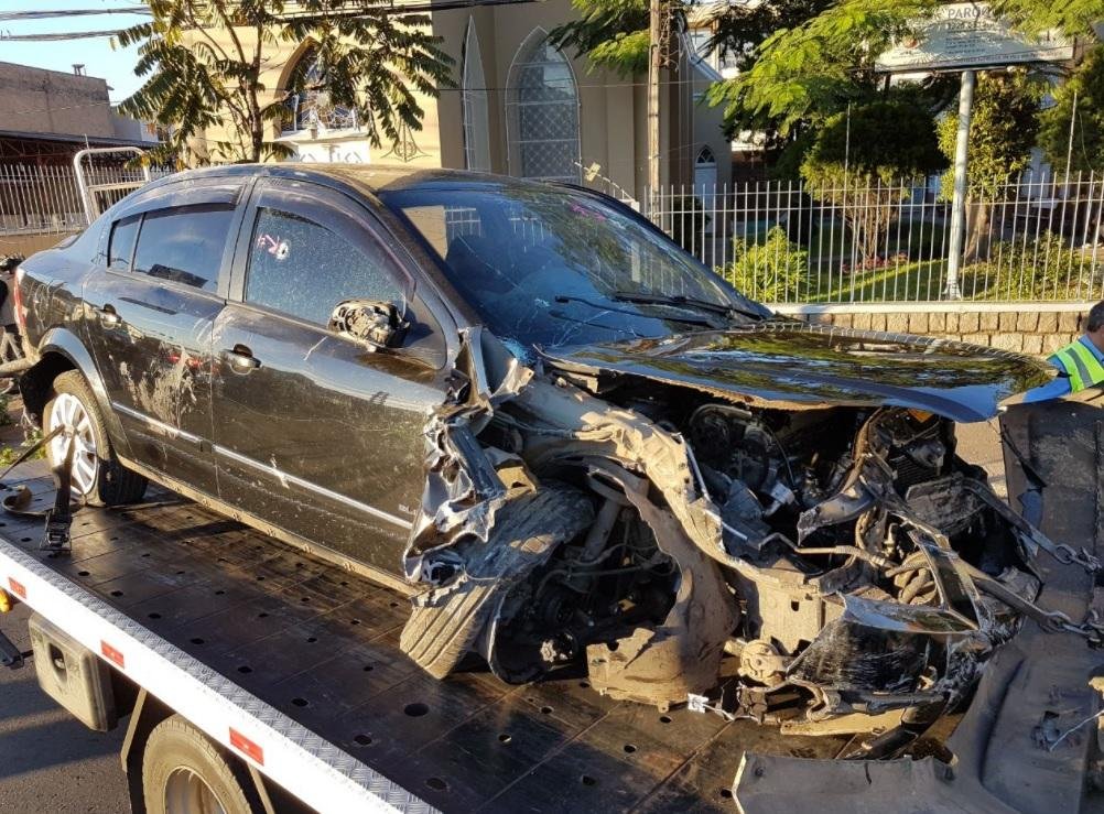 Ataque em sa&iacute;da de festa deixa dois mortos e tr&ecirc;s feridos em Porto Alegre 
