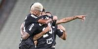 Atlético-MG leva susto, mas empata em Fortaleza e se classifica