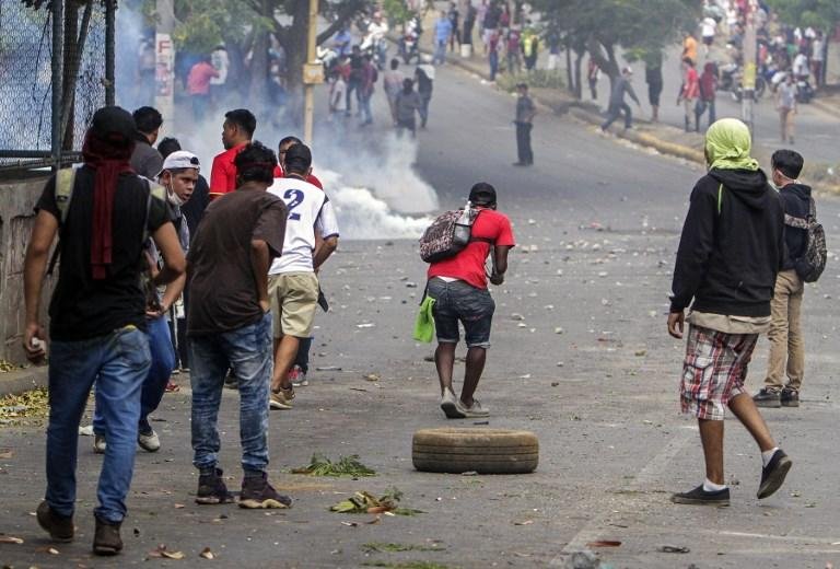 Protestos contra a reforma da Previd&ecirc;ncia deixam mortos e feridos