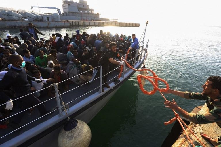 Opera&ccedil;&atilde;o encontra 11 migrantes mortos e resgata mais de 260 na L&iacute;bia  