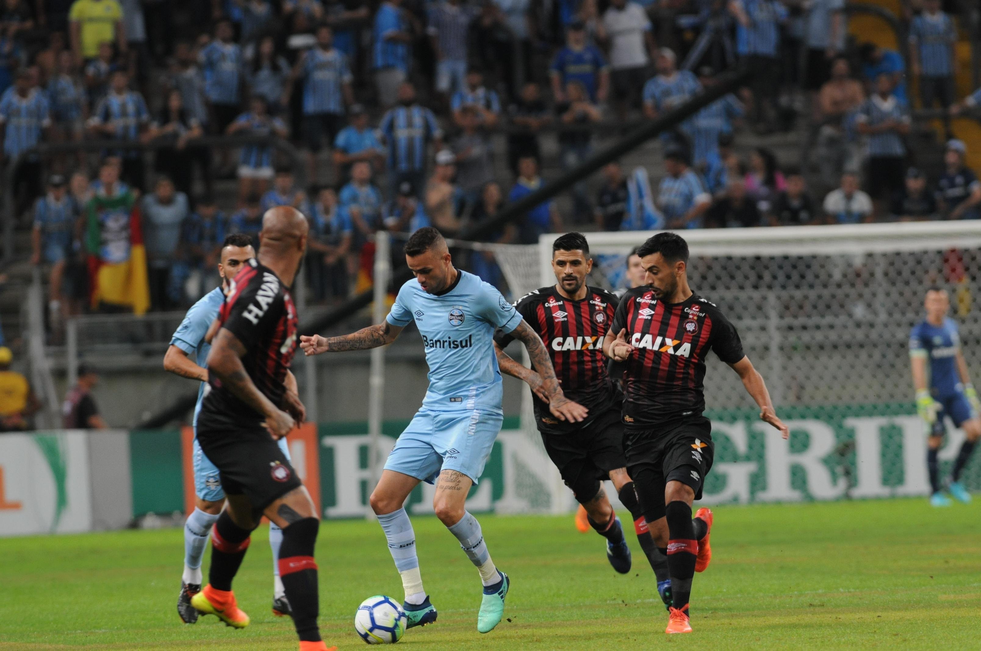 Luan teve as melhores chances do Gr&ecirc;mio