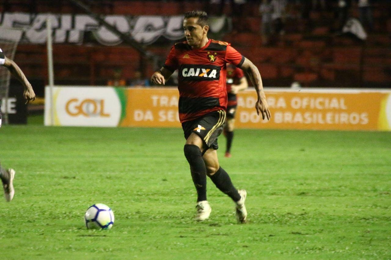 Time do Recife esteve perto da vit&oacute;ria, mas goleiro Gatito Fern&aacute;ndez segurou o 1 a 1