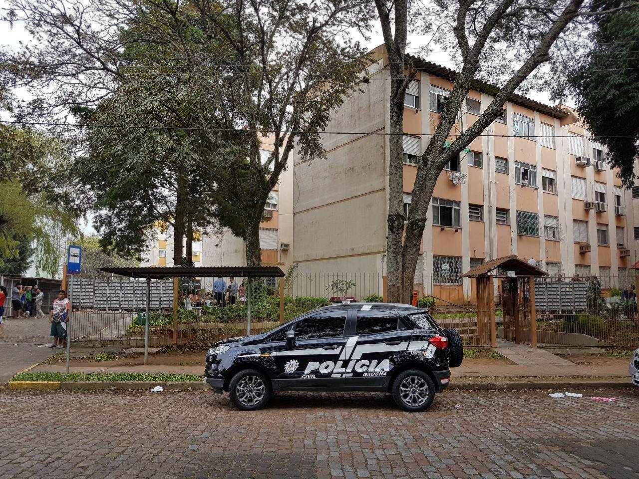 Homem invadiu pr&eacute;dio e matou ex-companheira e a m&atilde;e dela