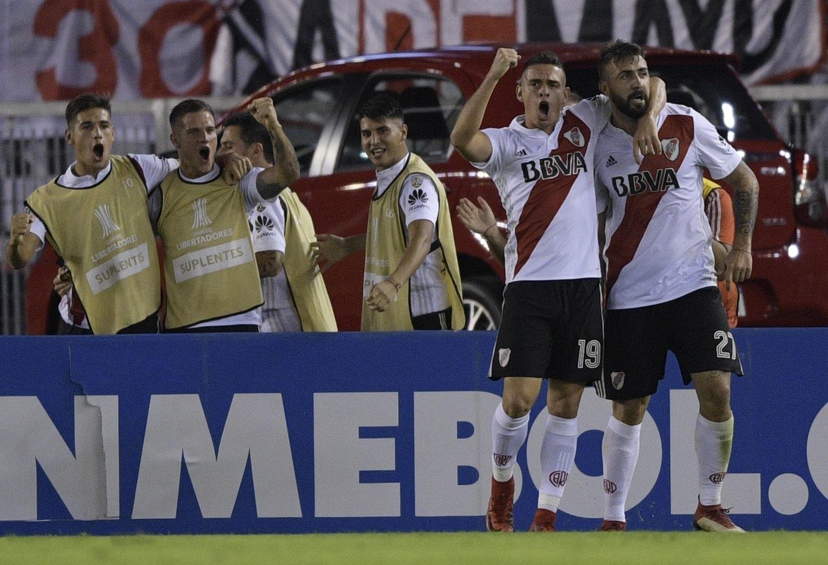 Argentinos tiveram dificuldades mas confirmaram o 2 a 1 em Buenos Aires