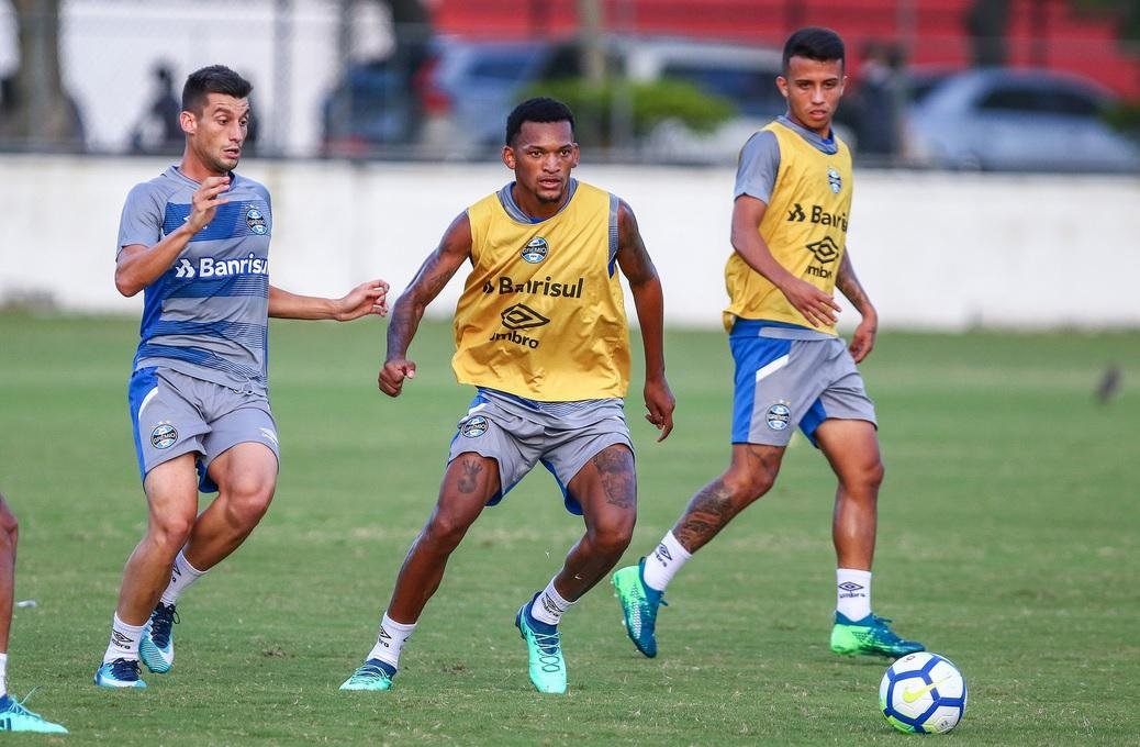 Gr&ecirc;mio prepara time reservas para enfrentar Botafogo