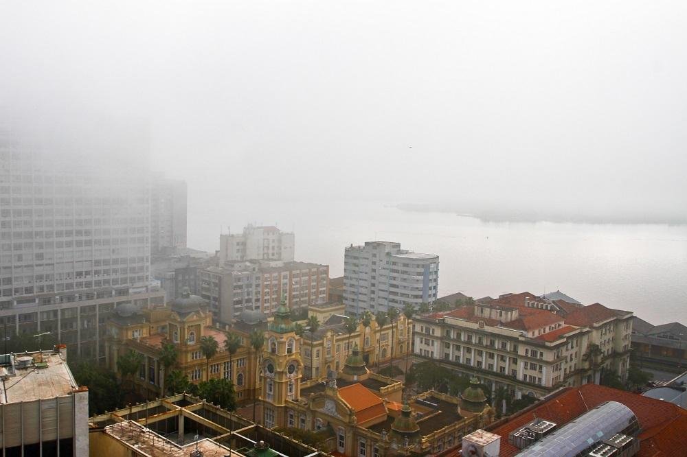 Porto Alegre ter&aacute; sol e nuvens neste s&aacute;bado 