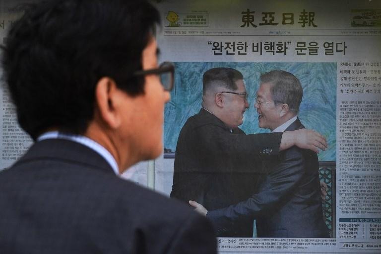 Imprensa sul-coreana comemorou realiza&ccedil;&atilde;o de c&uacute;pula com cautela