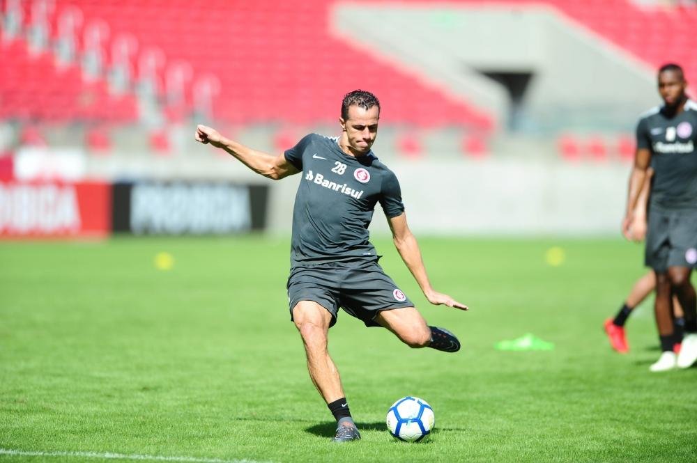 Dami&atilde;o &eacute; um dos refor&ccedil;os colorado para a partida deste domingo