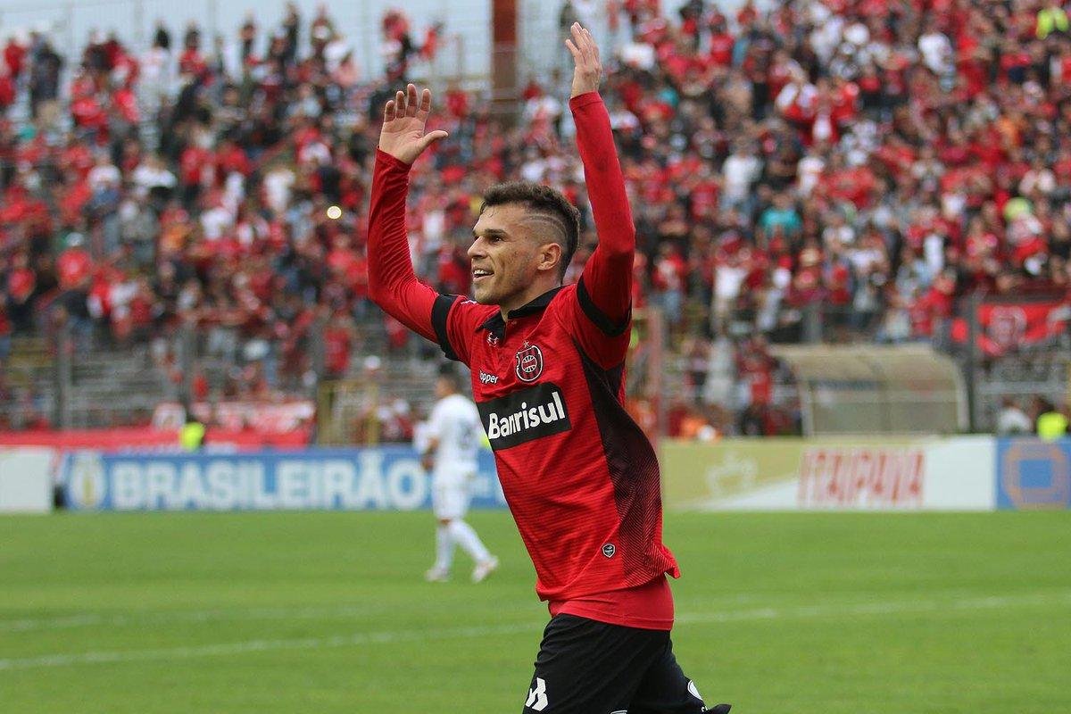 Gol da partida foi marcado pelo atacante Welinton J&uacute;nior