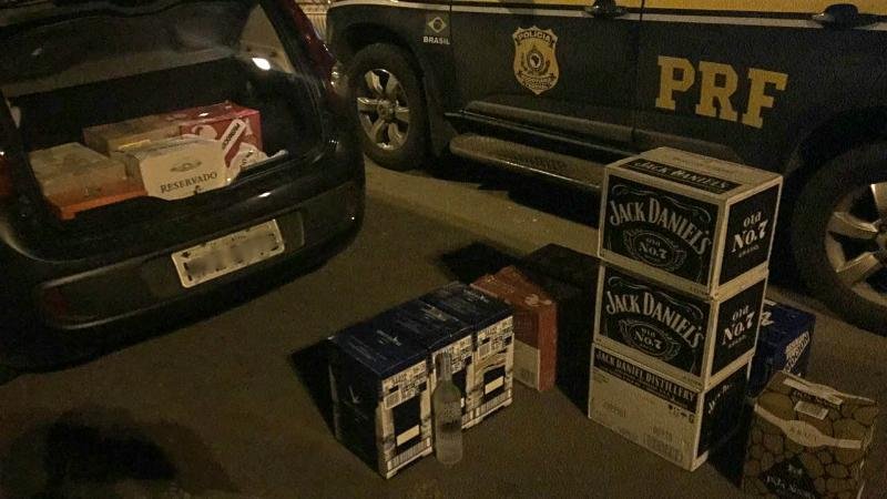 Apreendidas garrafas de bebidas de origem estrangeira em Santa Maria
