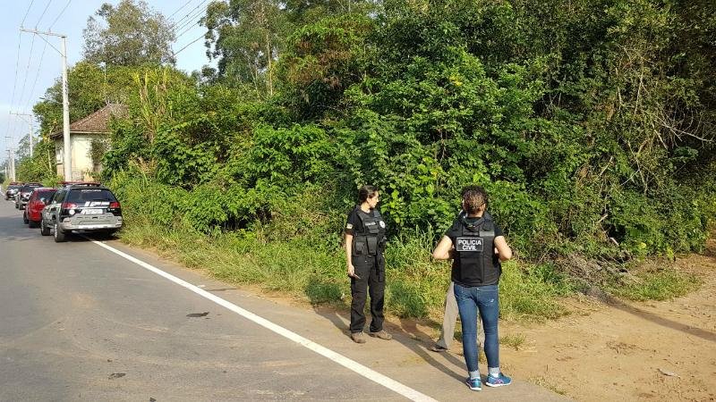 Pol&iacute;cia Civil faz buscas aos criminosos na regi&atilde;o
