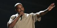 Kanye West cria nova polêmica ao chamar escravidão de 