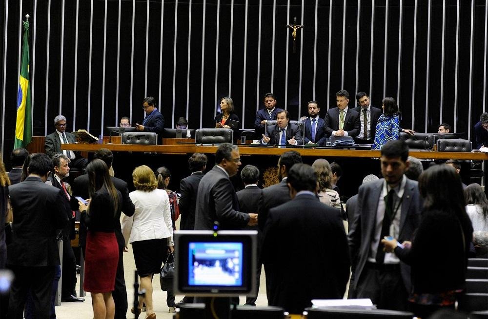 C&acirc;mara aprova texto-base do Cadastro Positivo