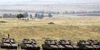 Israel lança dezenas de mísseis contra bases militares iranianas na Síria