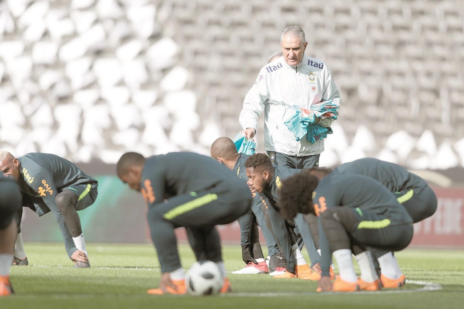 At&eacute; o momento, 14 jogadores foram confirmados pelo t&eacute;cnico Tite