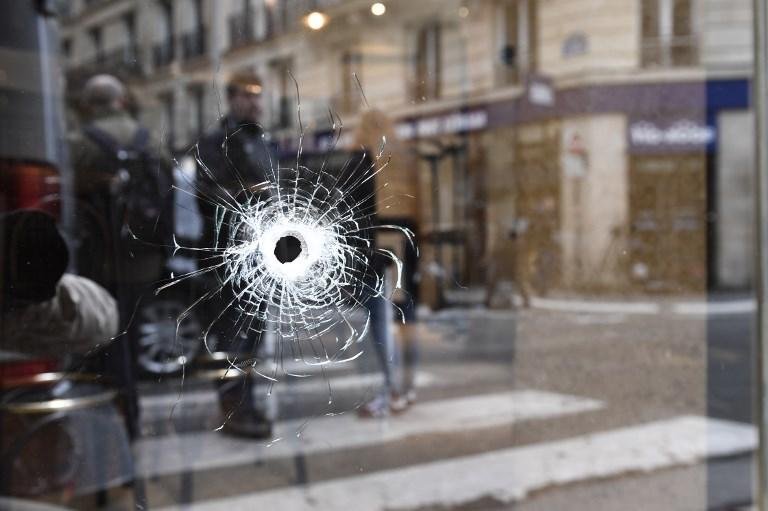 Policiais mataram o agressor em Paris