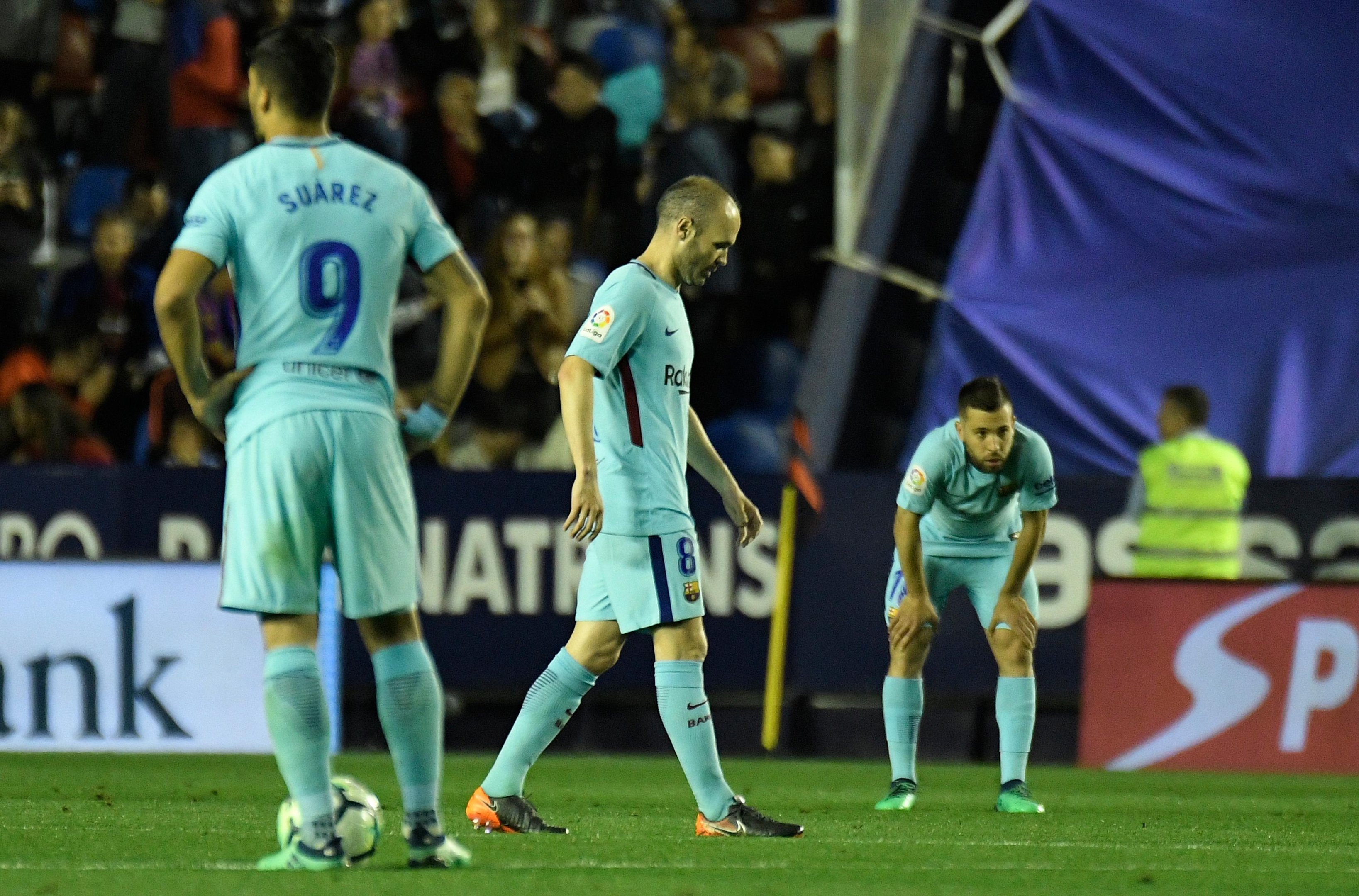 Barcelona perdeu para o Levante por 5 a 4