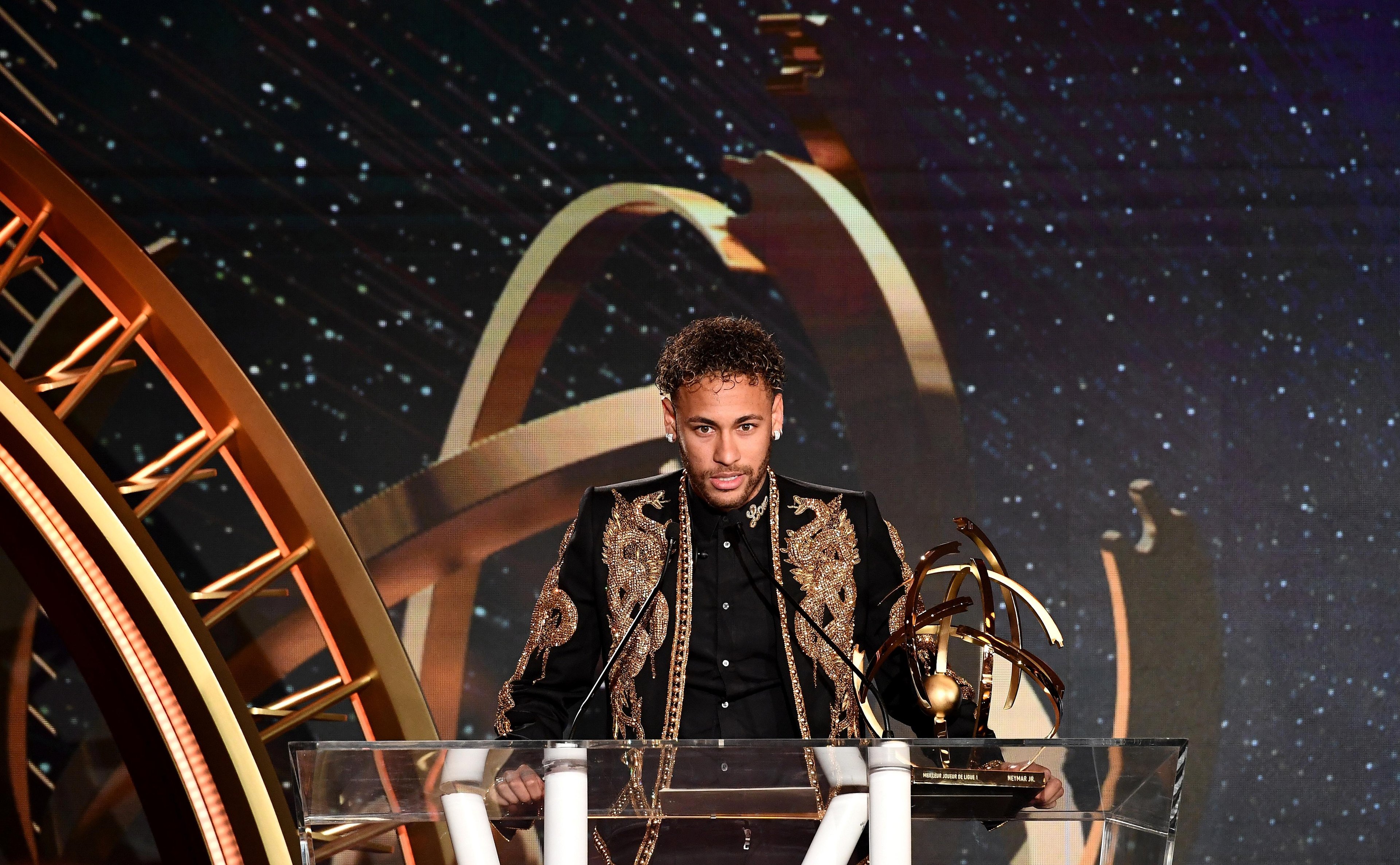 Neymar &eacute; eleito o melhor jogador do Campeonato Franc&ecirc;s
