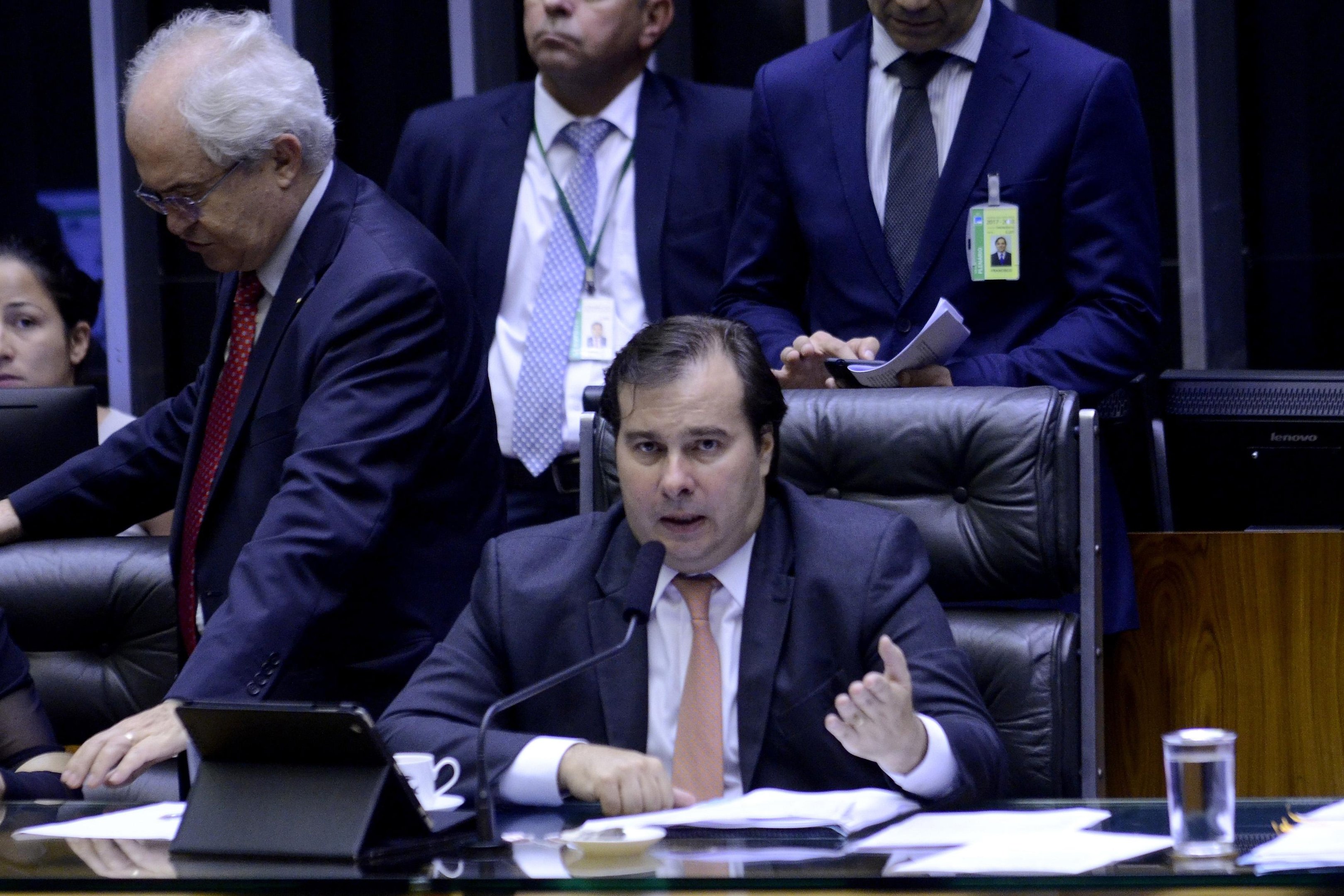 Nome forte no pleito, Rodrigo Maia responde a tr&ecirc;s inqu&eacute;ritos no STF