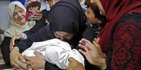 Bebê palestino morre intoxicado por gás lacrimogêneo em Gaza