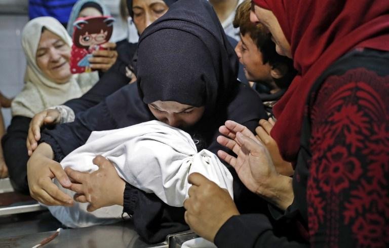 Beb&ecirc; palestino morre intoxicado por g&aacute;s lacrimog&ecirc;neo em Gaza