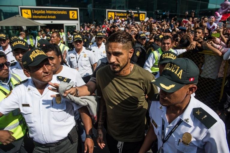 Guerrero recebeu apoio em chegada ao Peru