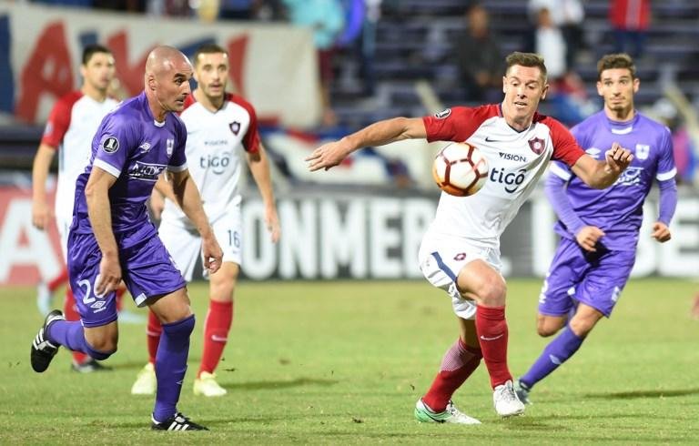 Vit&oacute;ria por 1 a 0 veio aos 46 minutos da etapa final da partida